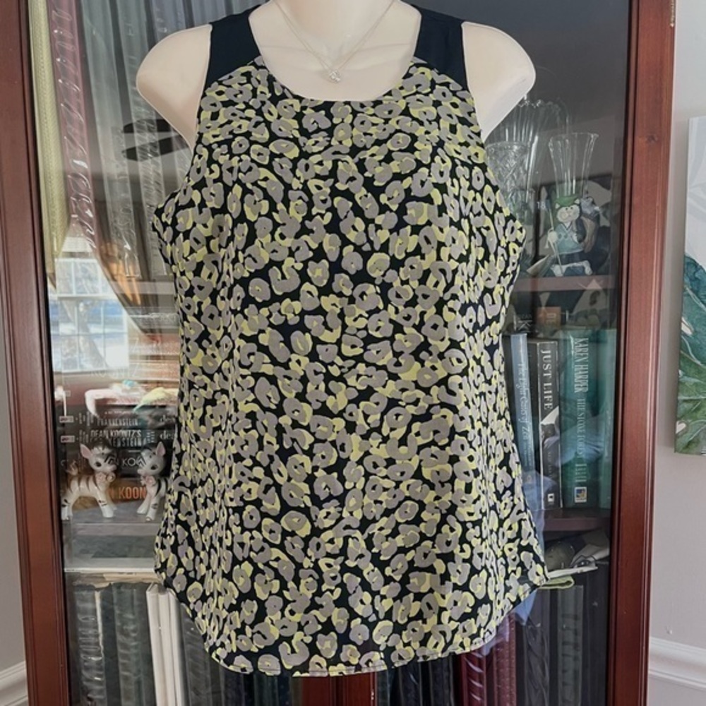 Banana Republic XS Sleeveless Top Chartreuse and Black